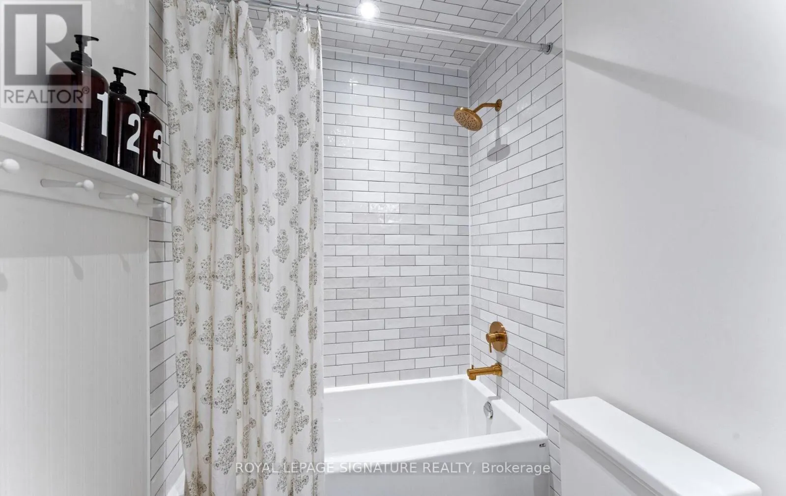 3186 WILLIAM CUTMORE BOULEVARD