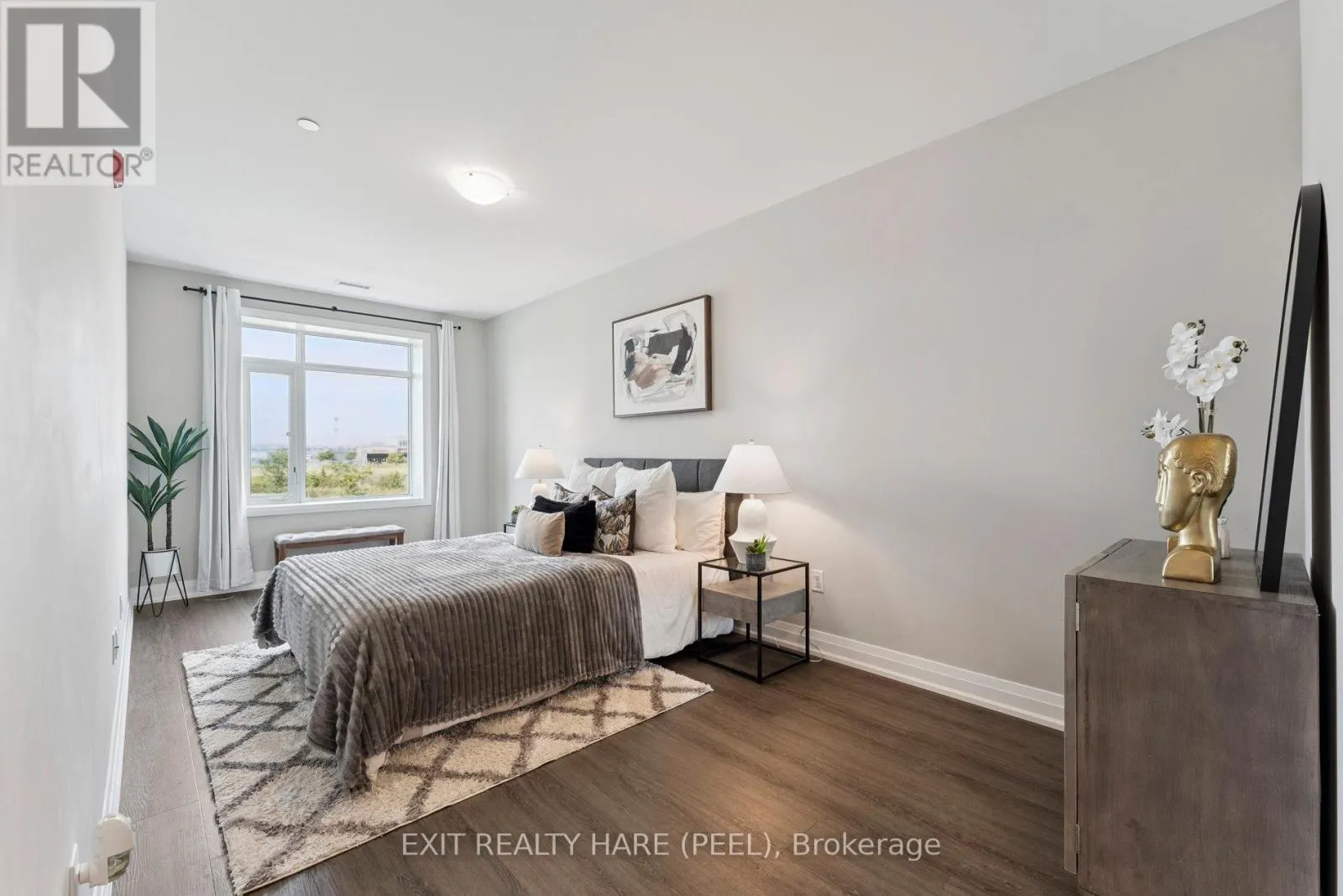 223 - 830 MEGSON TERRACE