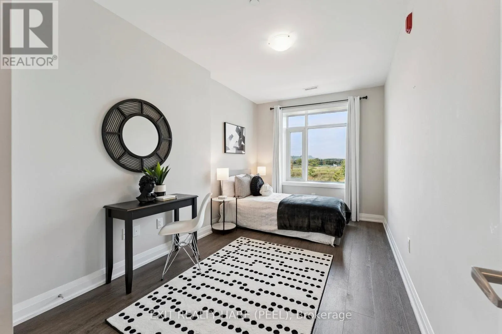 223 - 830 MEGSON TERRACE