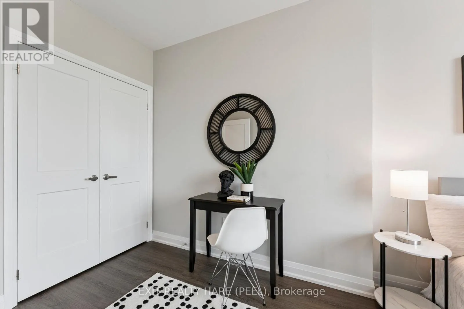 223 - 830 MEGSON TERRACE
