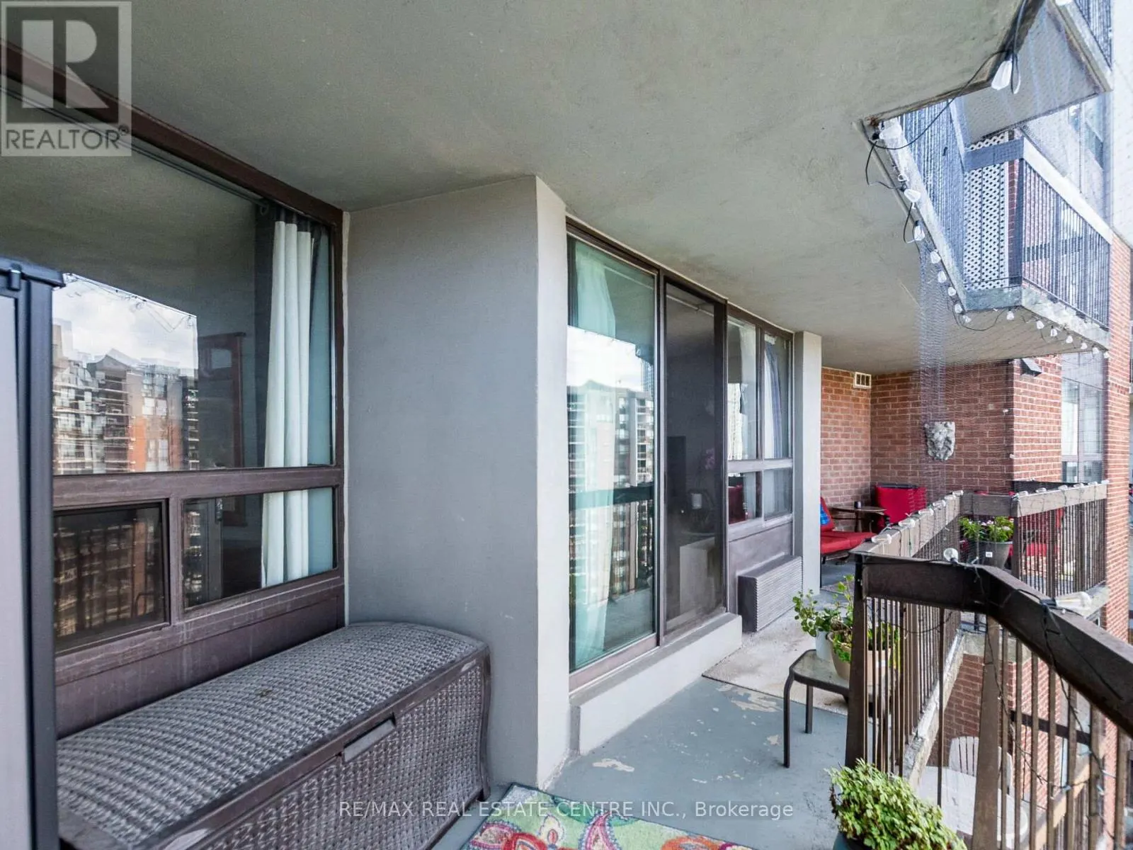 1515 - 50 MISSISSAUGA VALLEY BOULEVARD