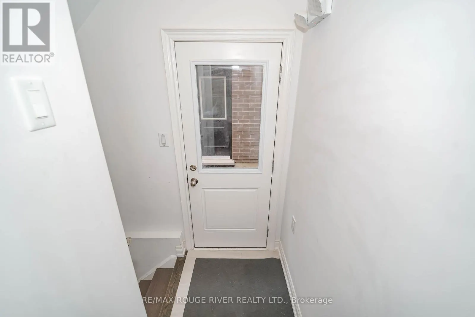 195 LIONHEAD GOLF CLUB ROAD