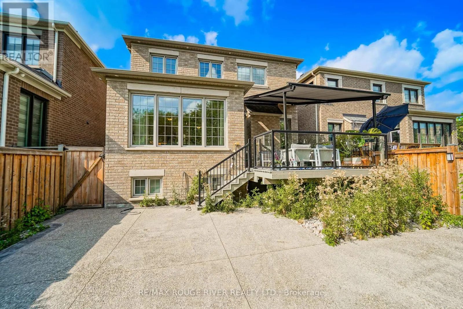 195 LIONHEAD GOLF CLUB ROAD