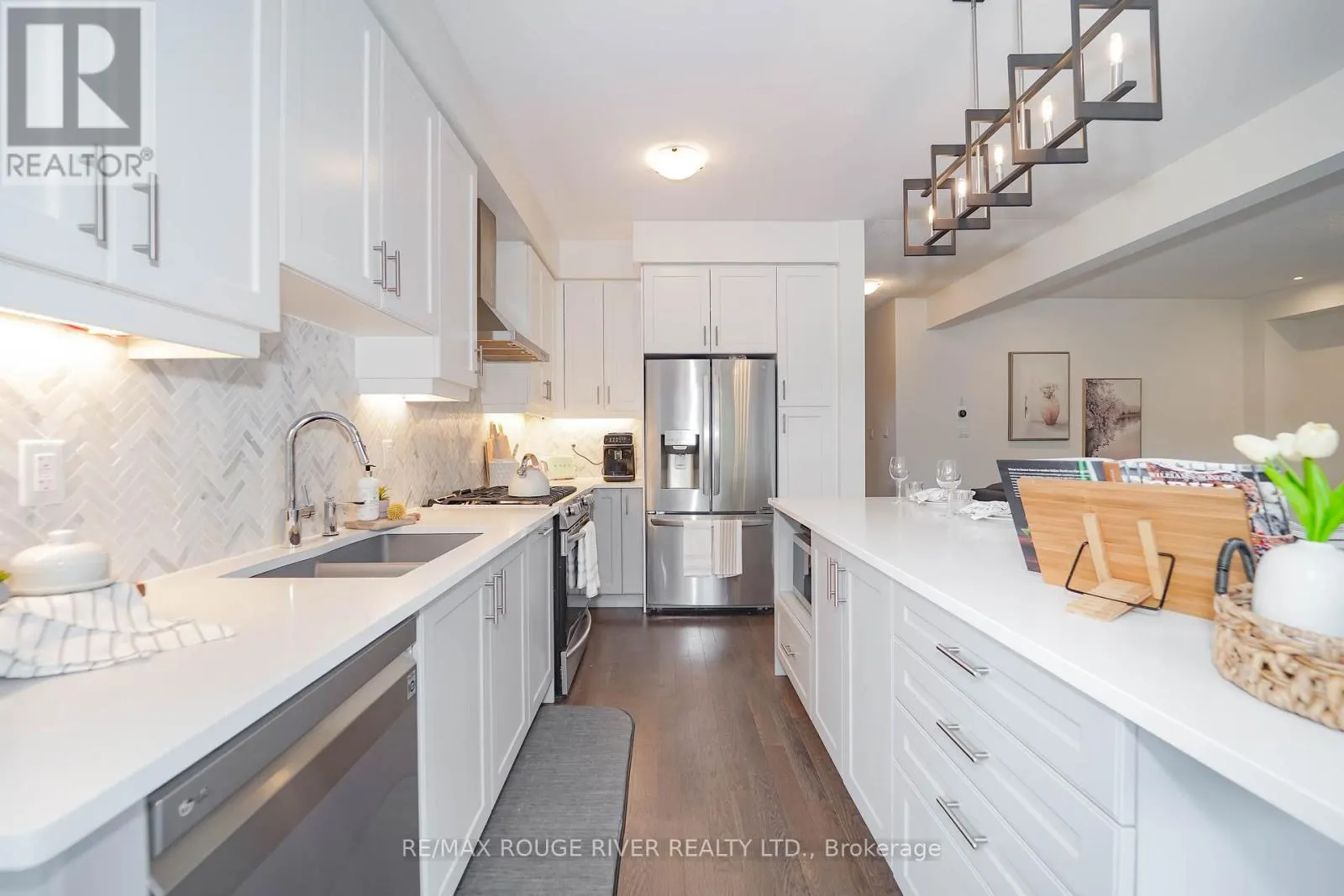 195 LIONHEAD GOLF CLUB ROAD