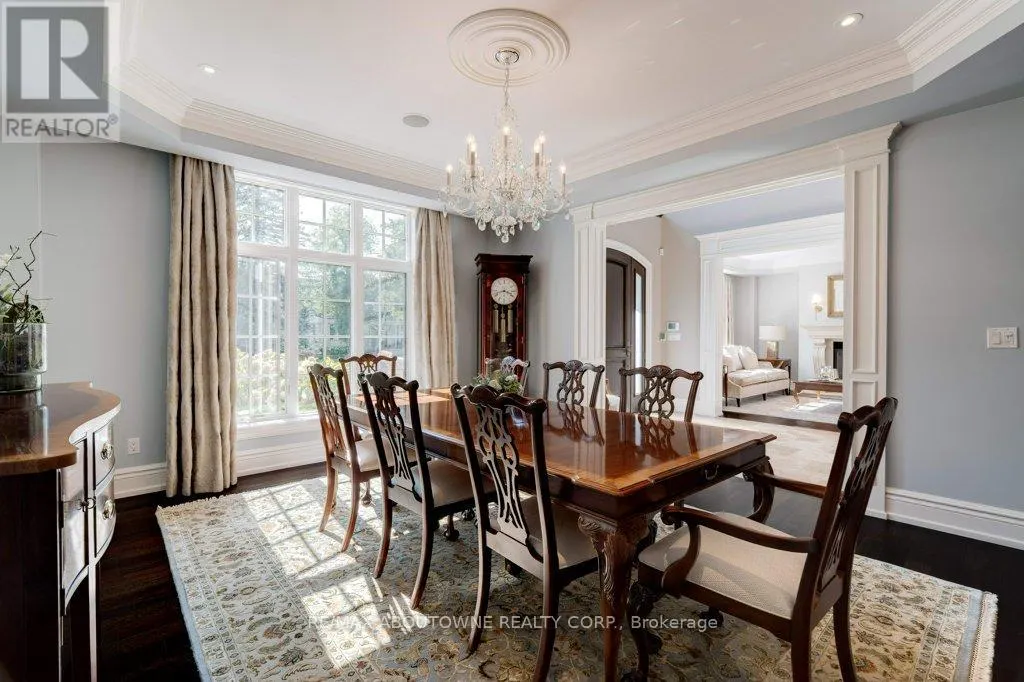 1237 DONLEA CRESCENT