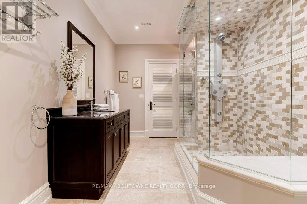 1237 DONLEA CRESCENT
