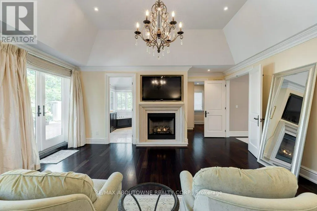 1237 DONLEA CRESCENT