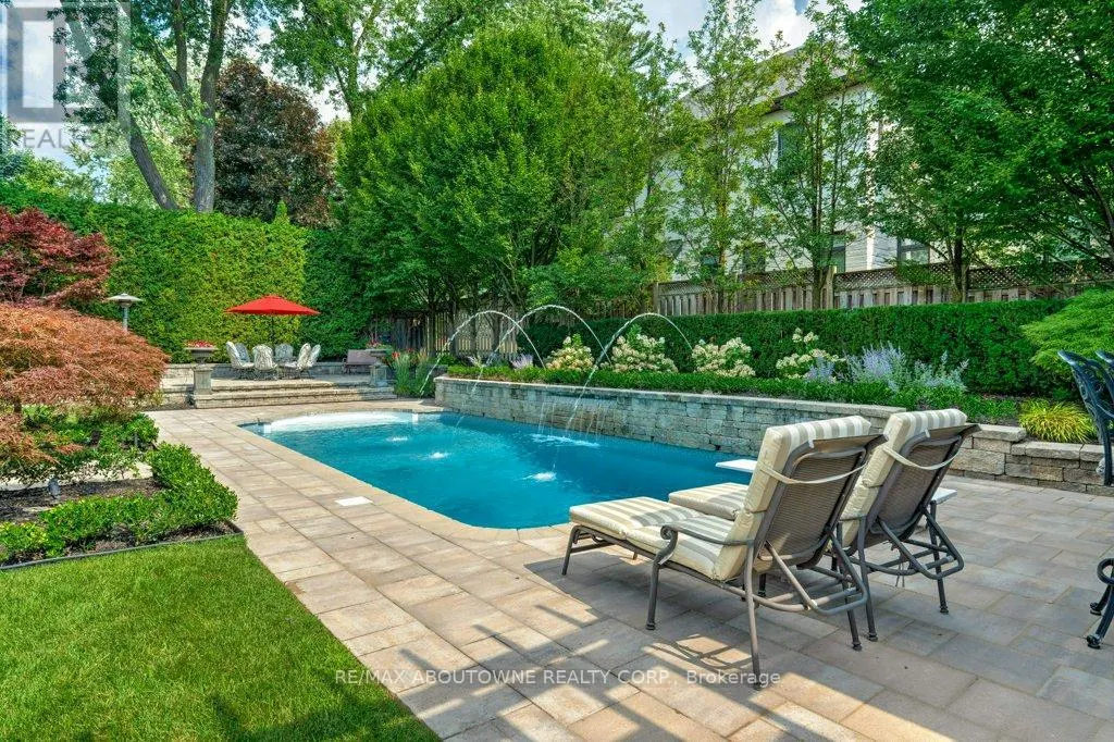 1237 DONLEA CRESCENT