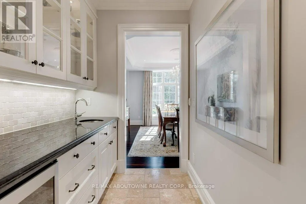 1237 DONLEA CRESCENT