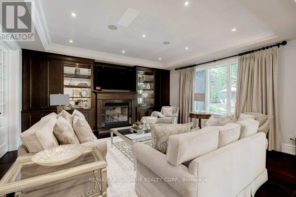 1237 DONLEA CRESCENT