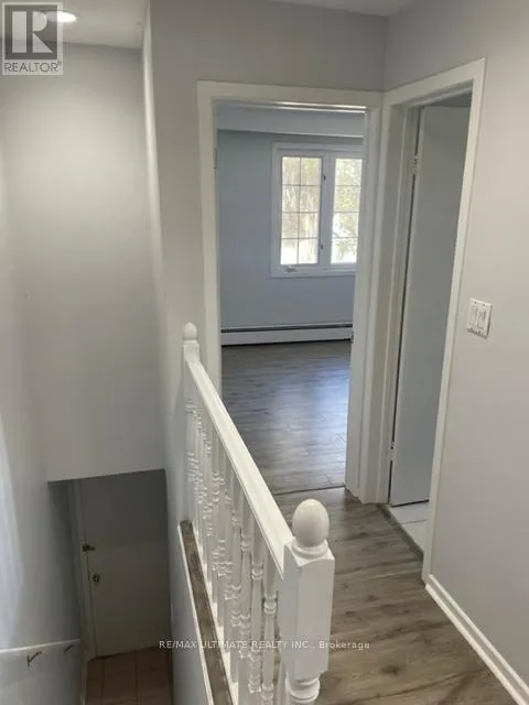 #2 - 213 CLOSE AVENUE