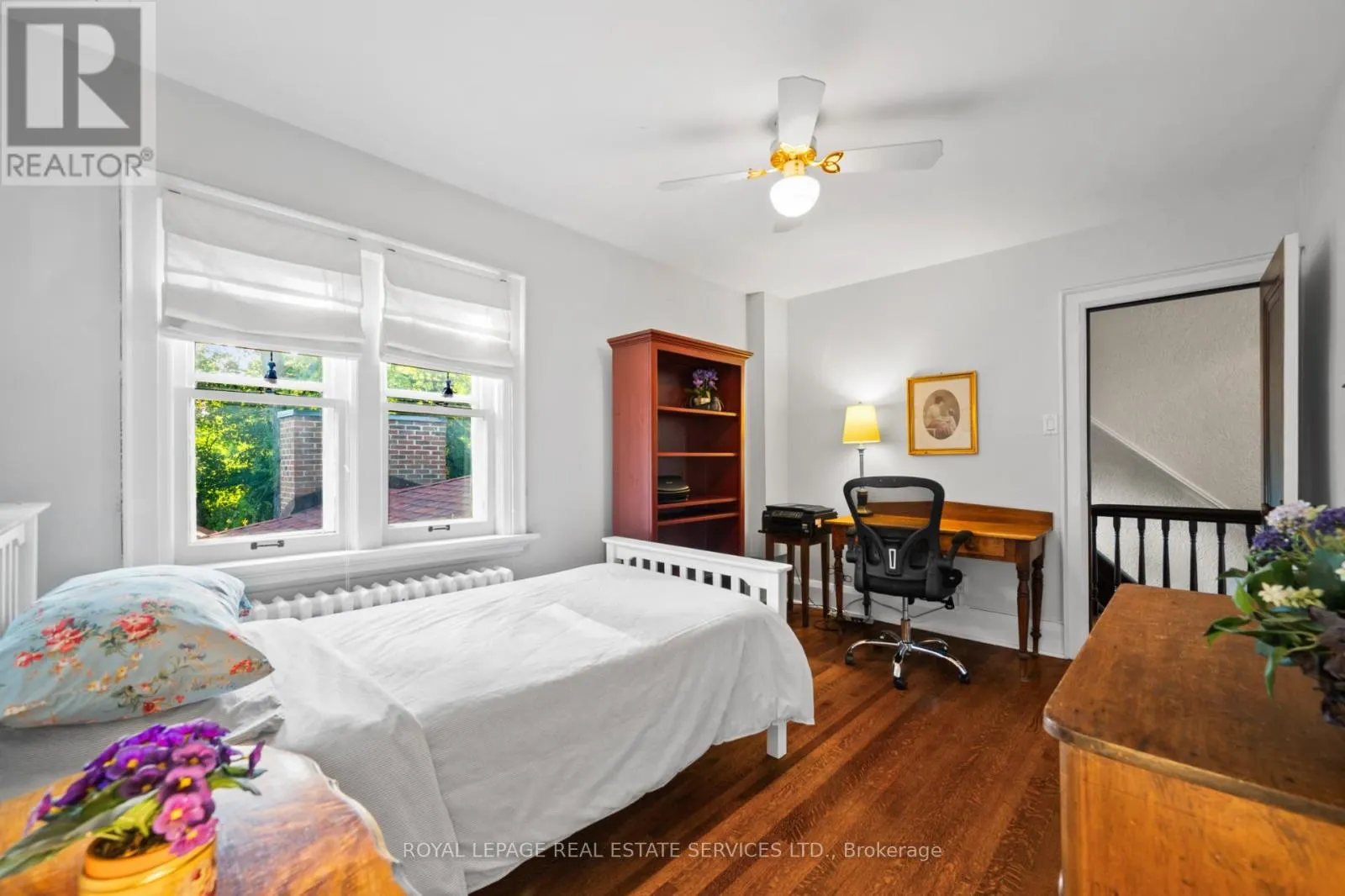 64 GRENVIEW BOULEVARD N