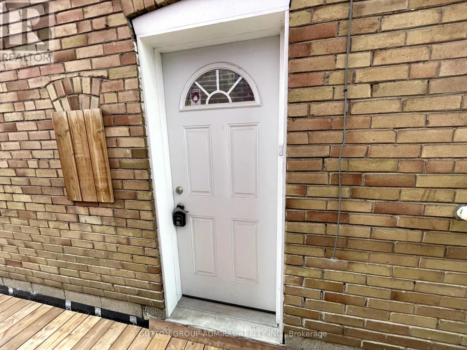 LOWER - 1148 ISLINGTON AVENUE
