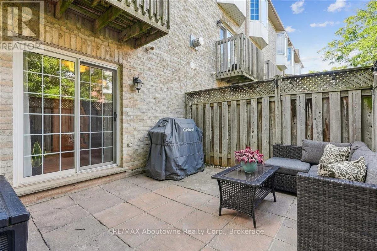 88 - 3480 UPPER MIDDLE ROAD, #88