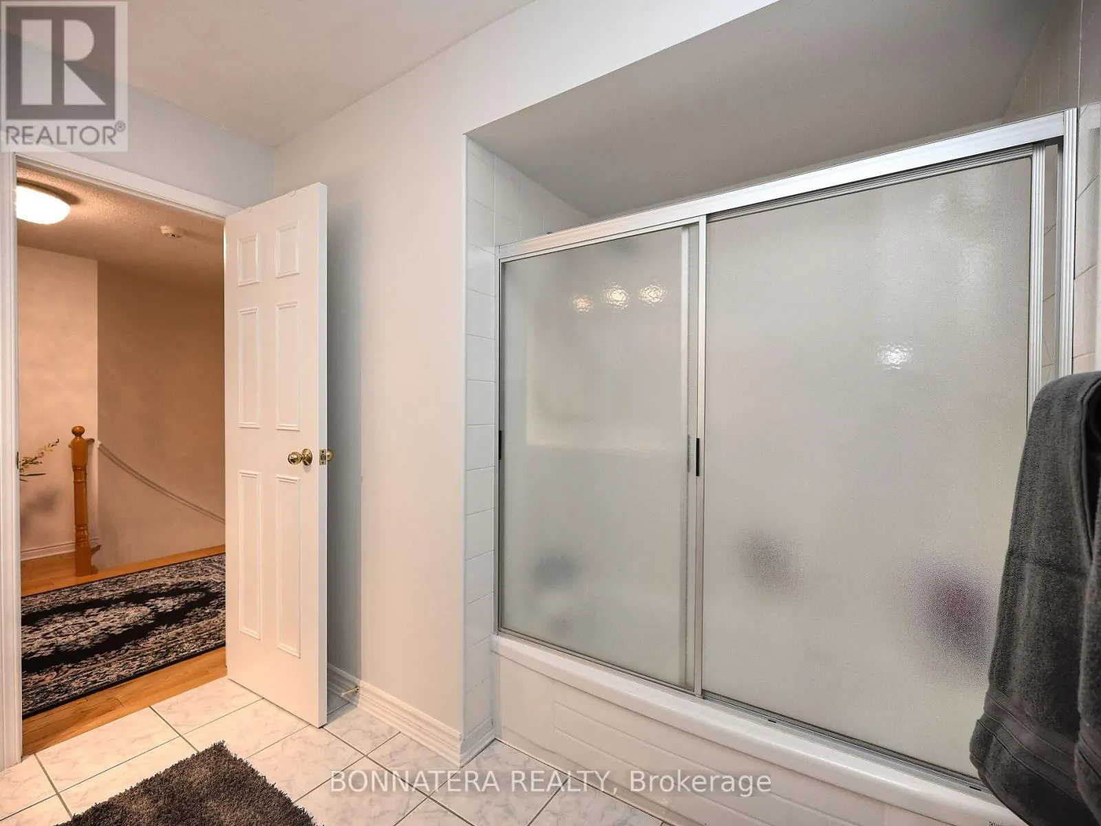 4445 GUILDWOOD WAY