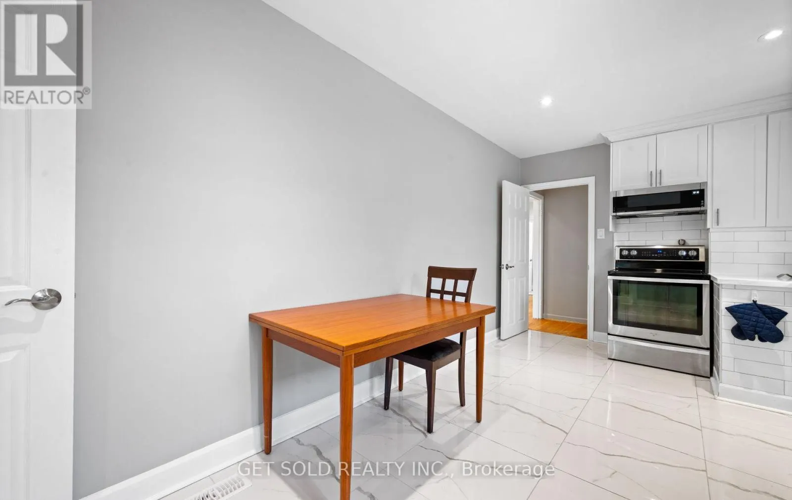 57 TAYSHAM CRESCENT