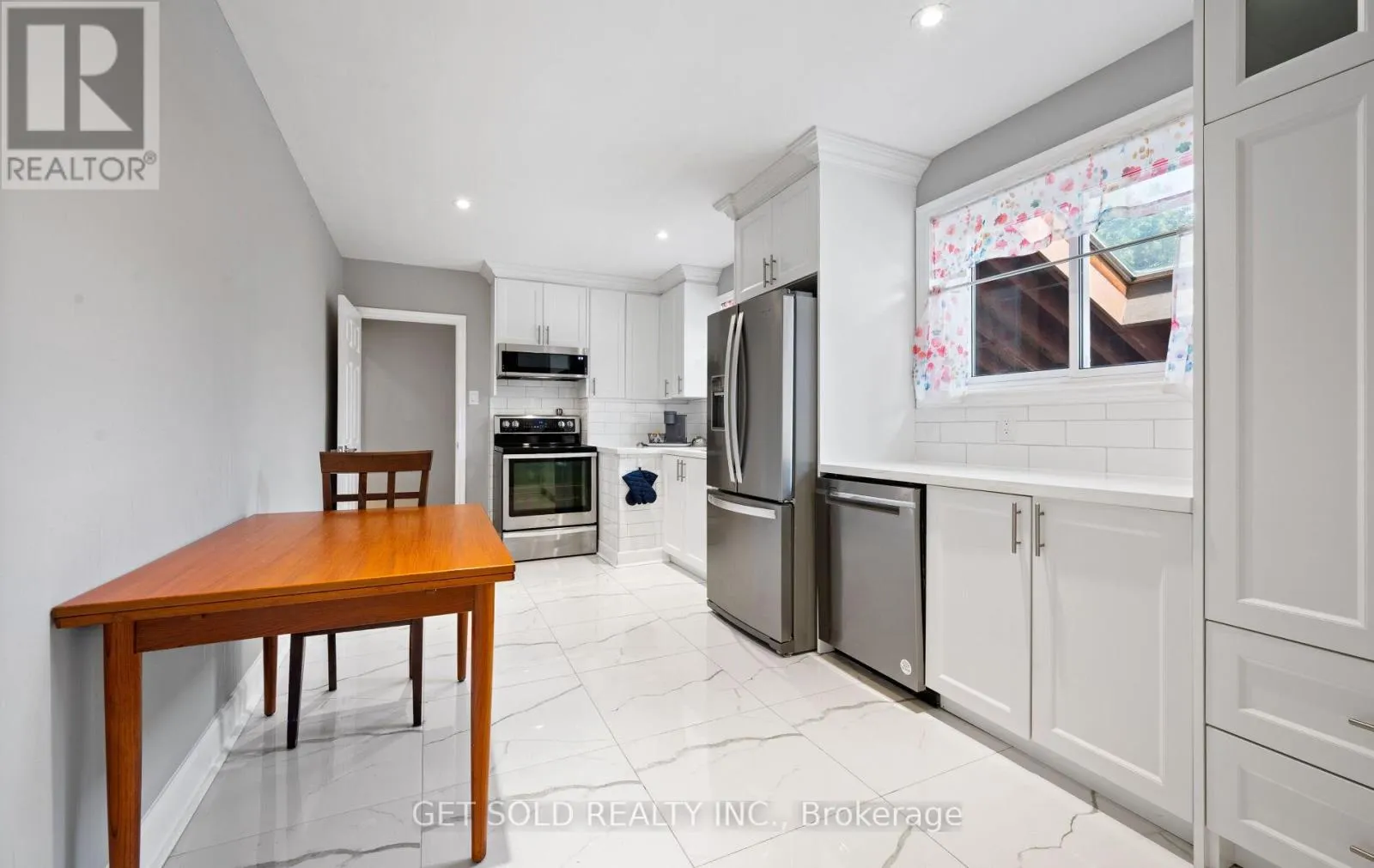 57 TAYSHAM CRESCENT