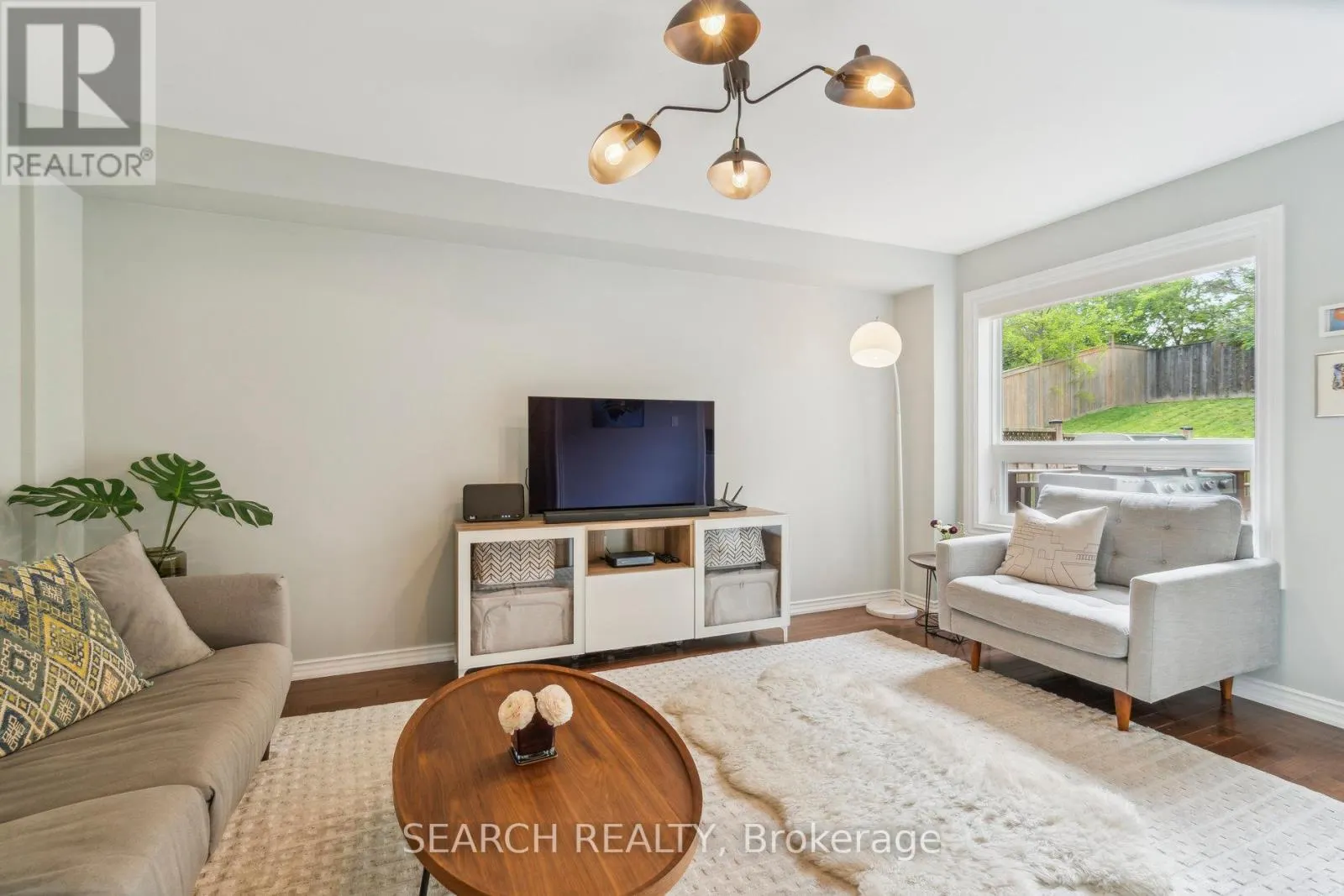 1150 QUEEN STREET W