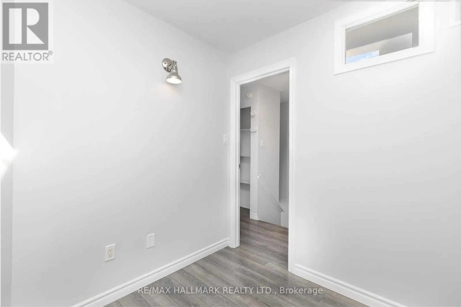 30 - 1250 KING STREET W