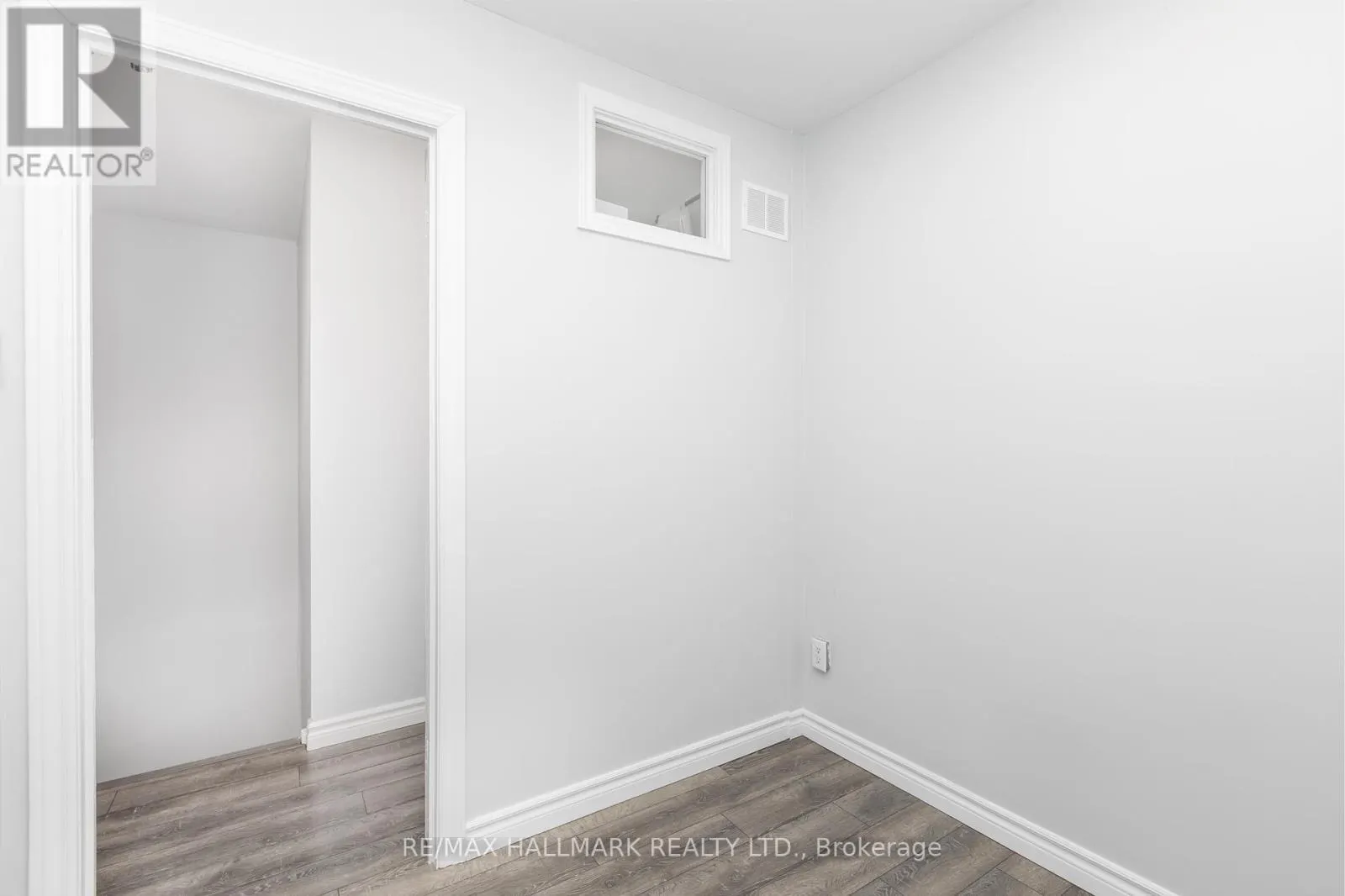 30 - 1250 KING STREET W