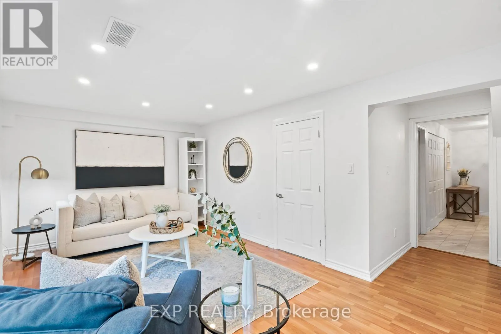 21 - 6855 GLEN ERIN DRIVE