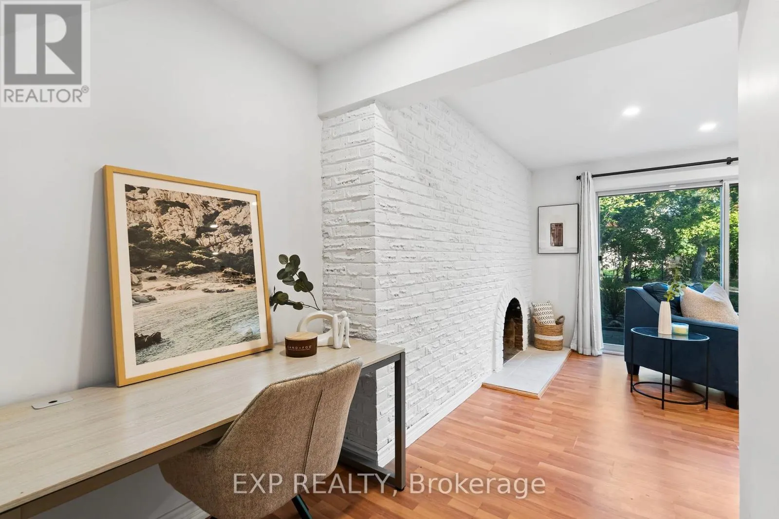 21 - 6855 GLEN ERIN DRIVE