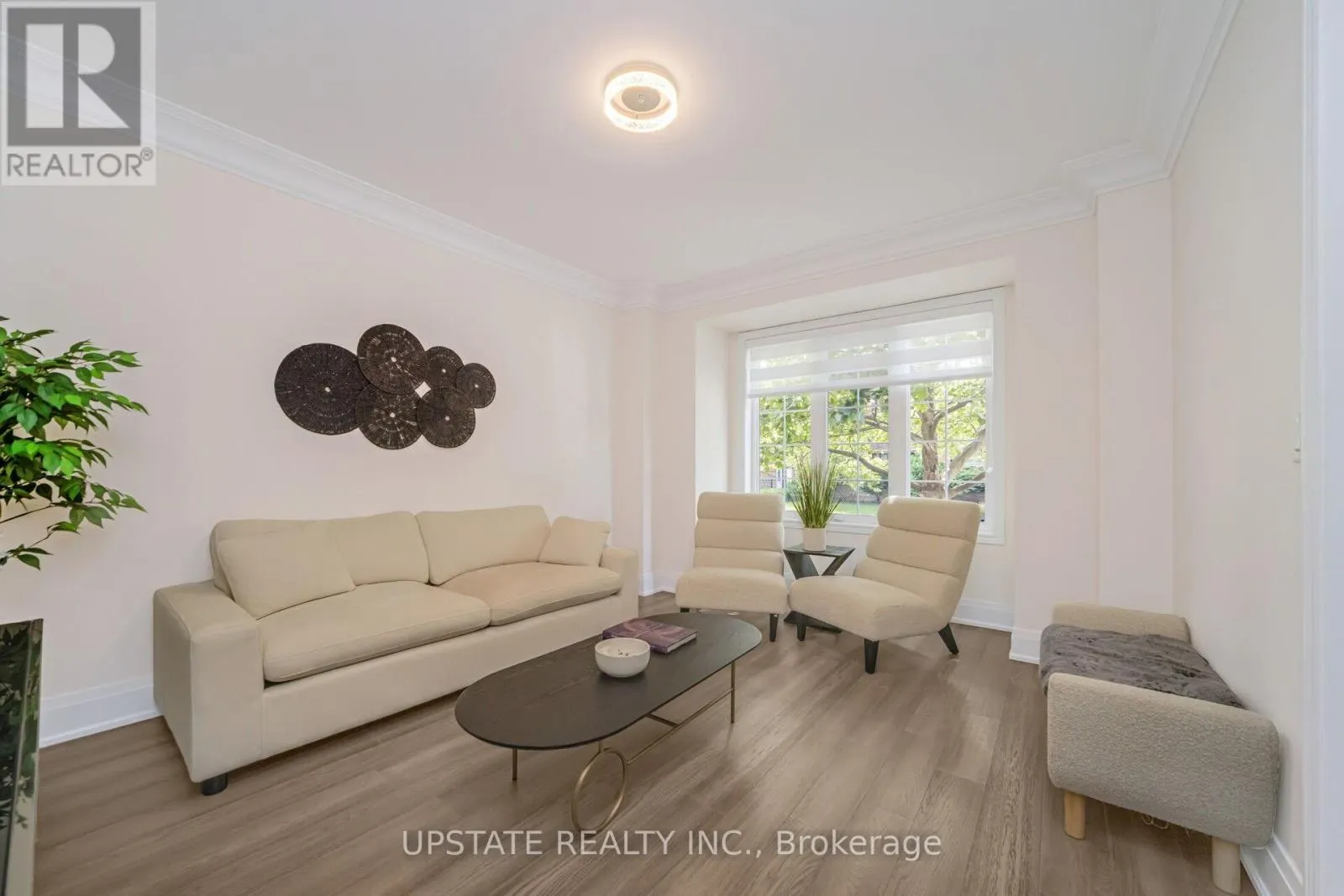 32 COTTONFIELD CIRCLE