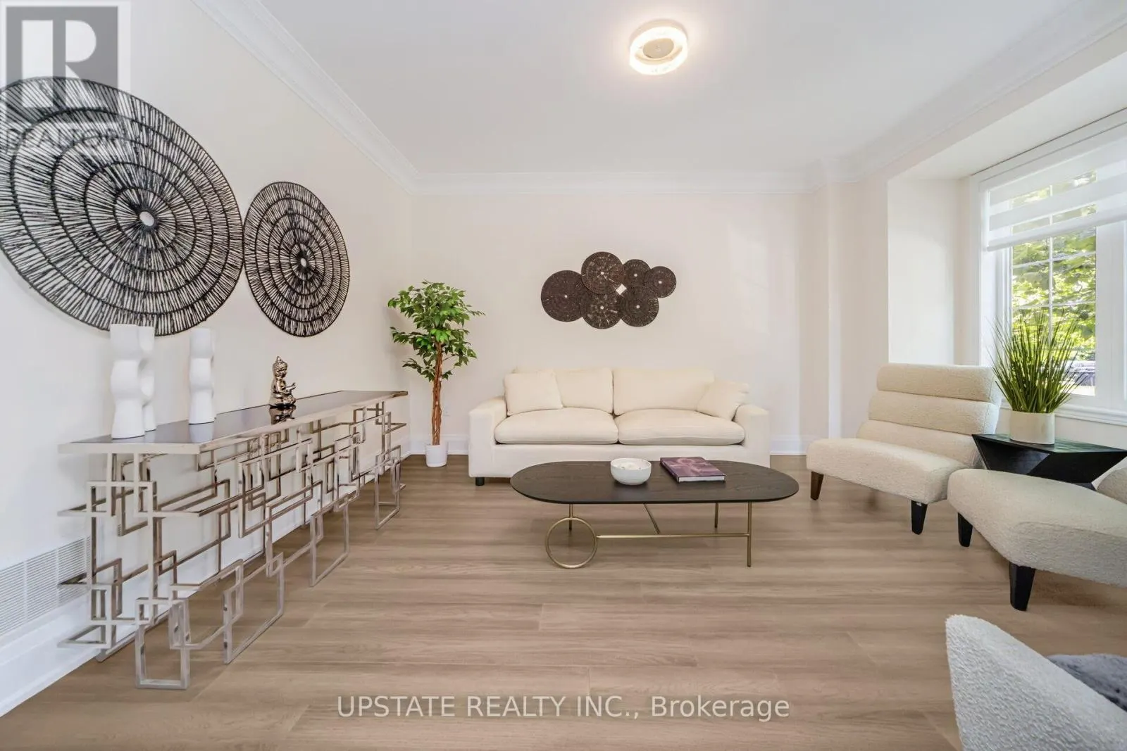 32 COTTONFIELD CIRCLE