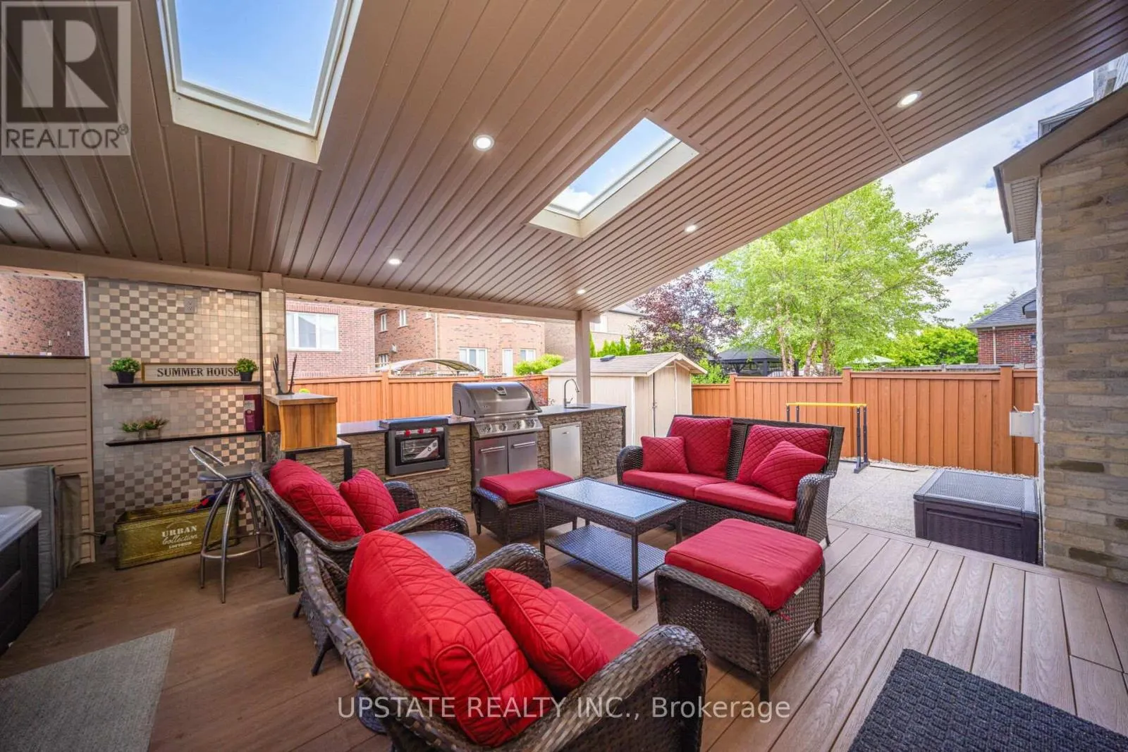32 COTTONFIELD CIRCLE