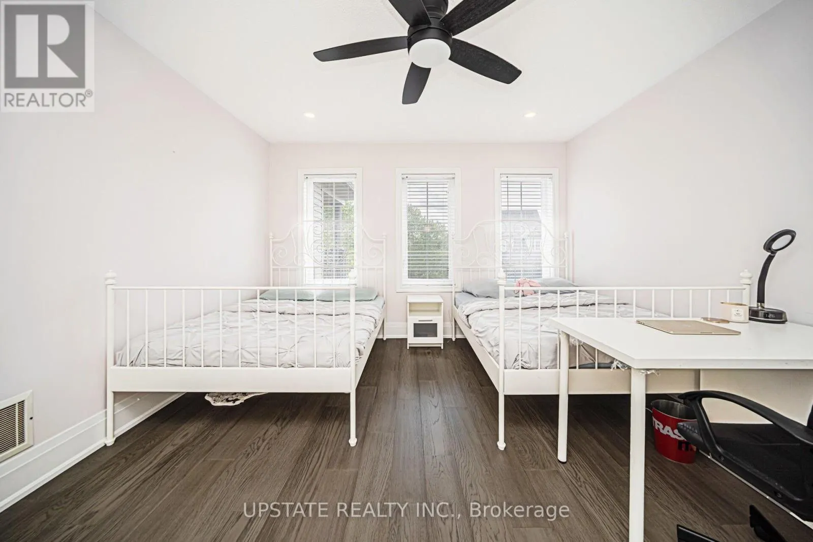 32 COTTONFIELD CIRCLE