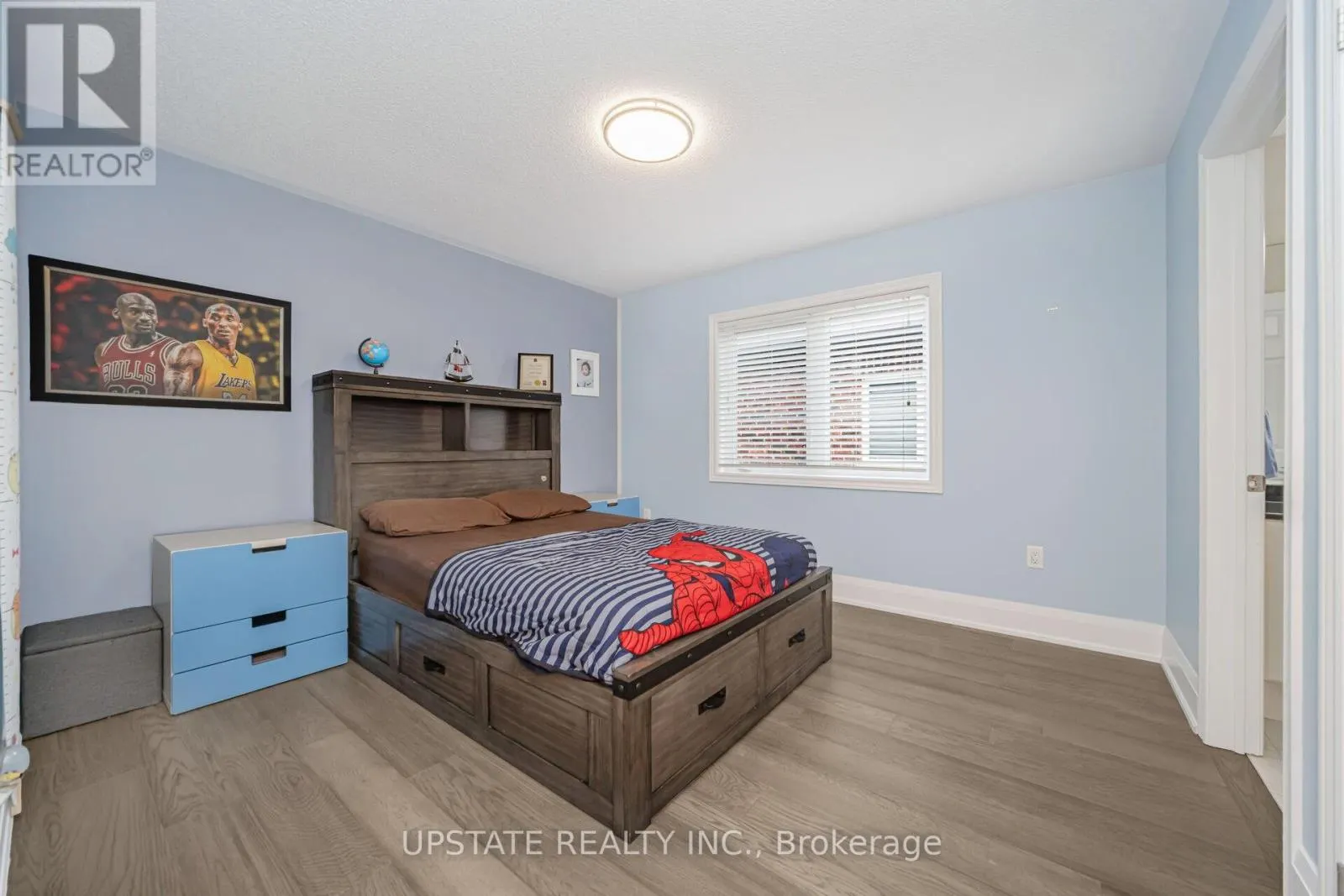 32 COTTONFIELD CIRCLE
