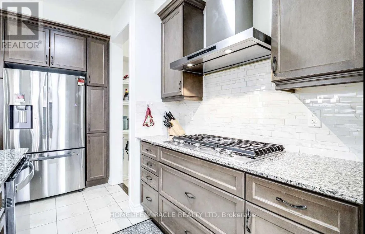 561 QUEEN MARY DRIVE