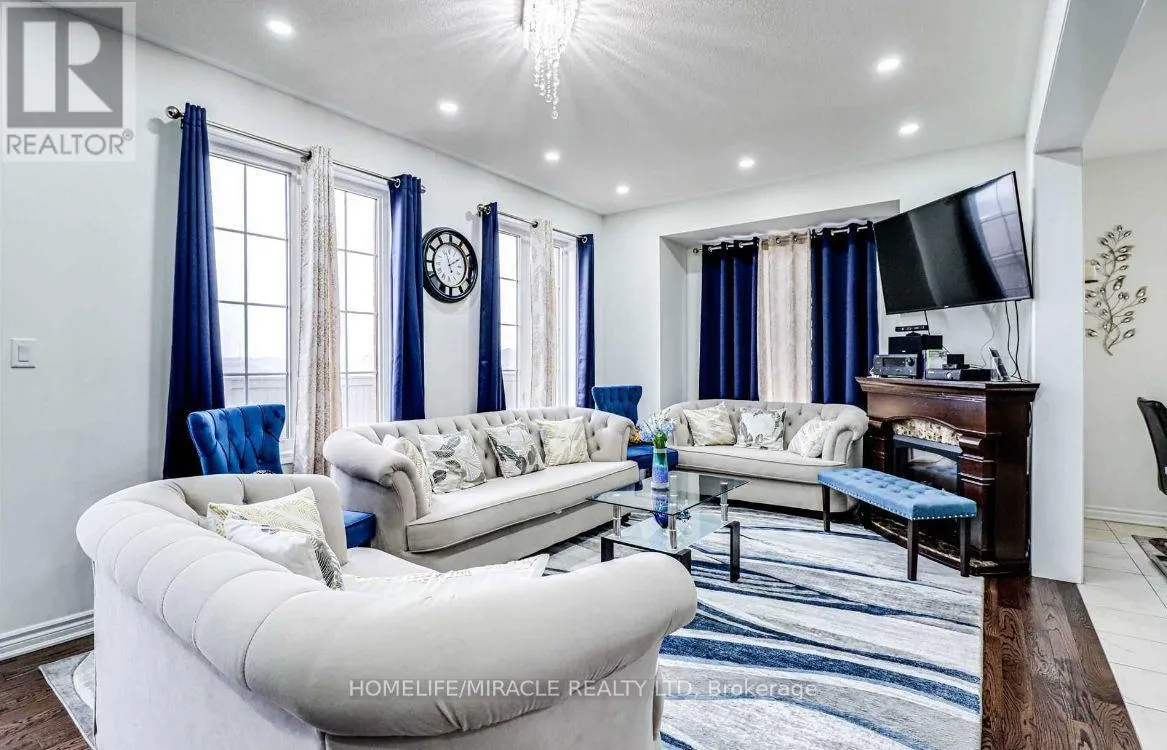 561 QUEEN MARY DRIVE