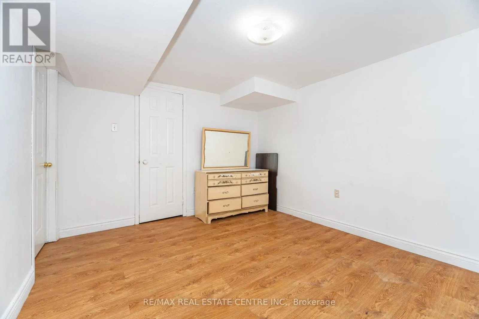 44 ABELARD AVENUE