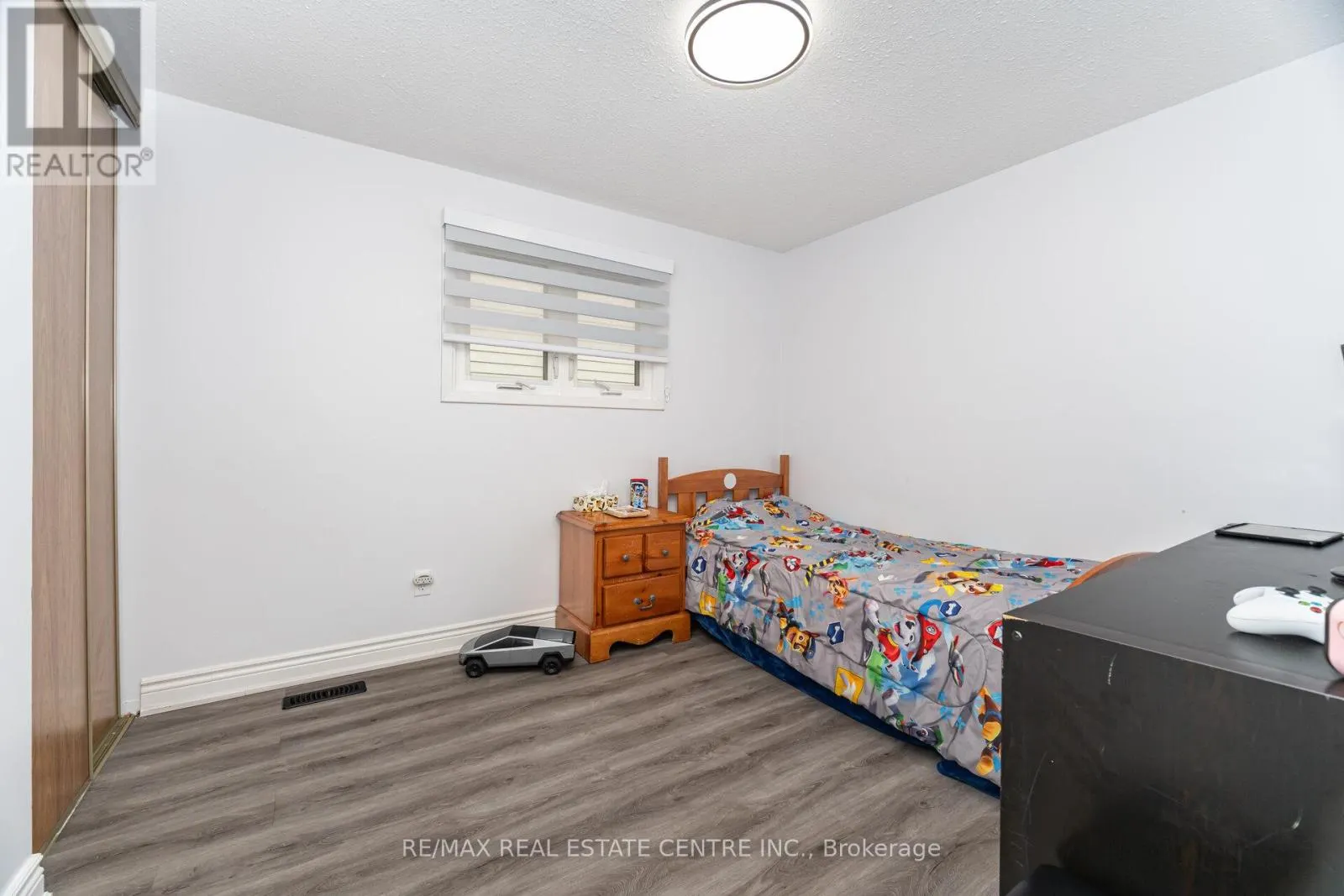 44 ABELARD AVENUE