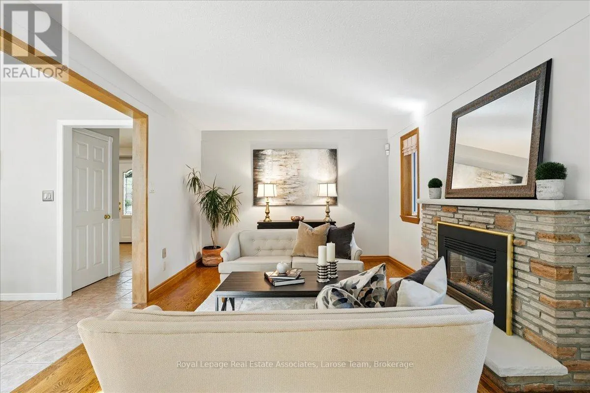 1386 MYRON DRIVE