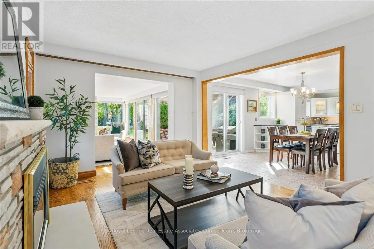 1386 MYRON DRIVE