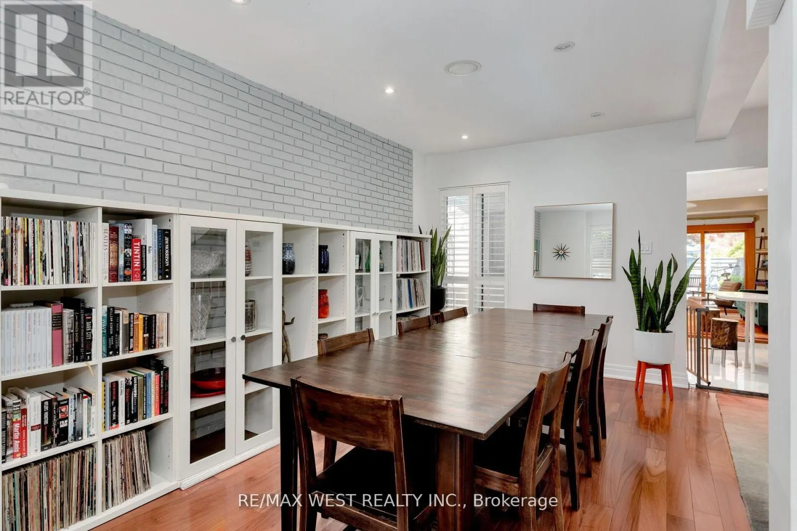 83 GWYNNE AVENUE