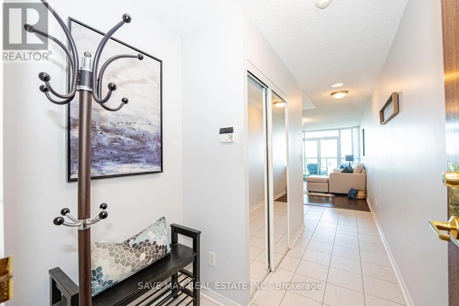 1801 - 4900 GLEN ERIN DRIVE