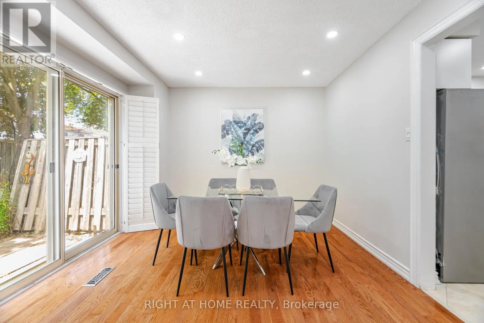 98 - 3600 COLONIAL DRIVE