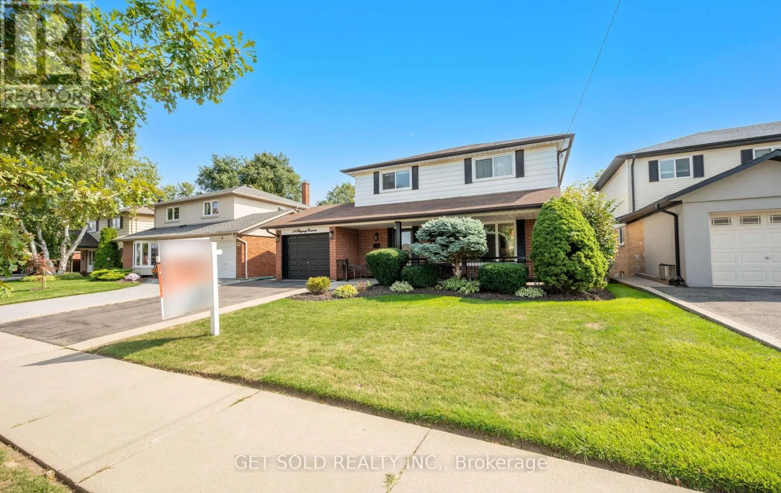54 RINGWAY CRESCENT