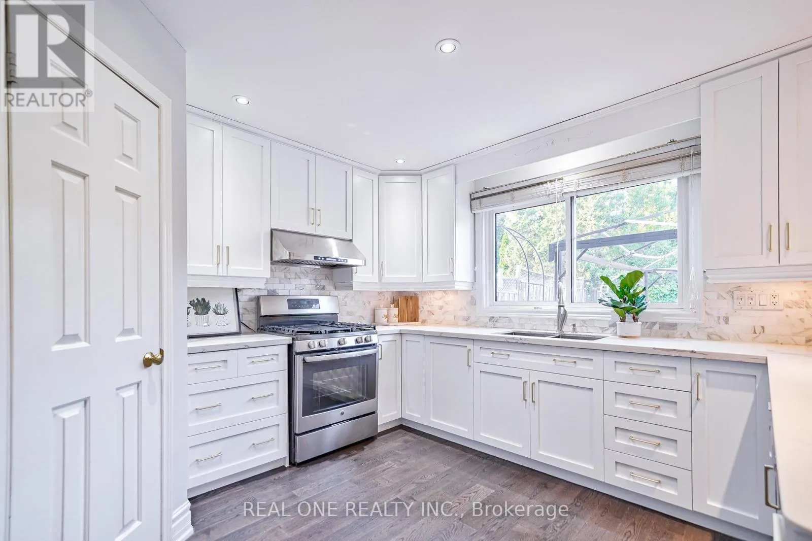 1321 MONKS PASSAGE