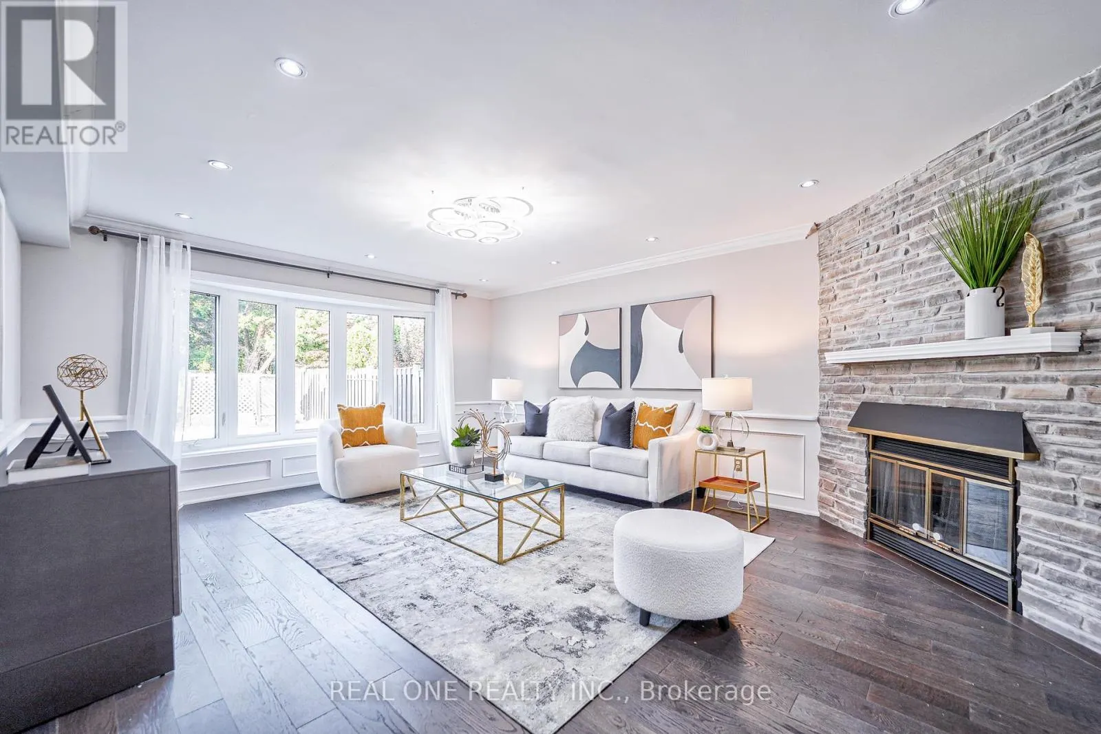 1321 MONKS PASSAGE