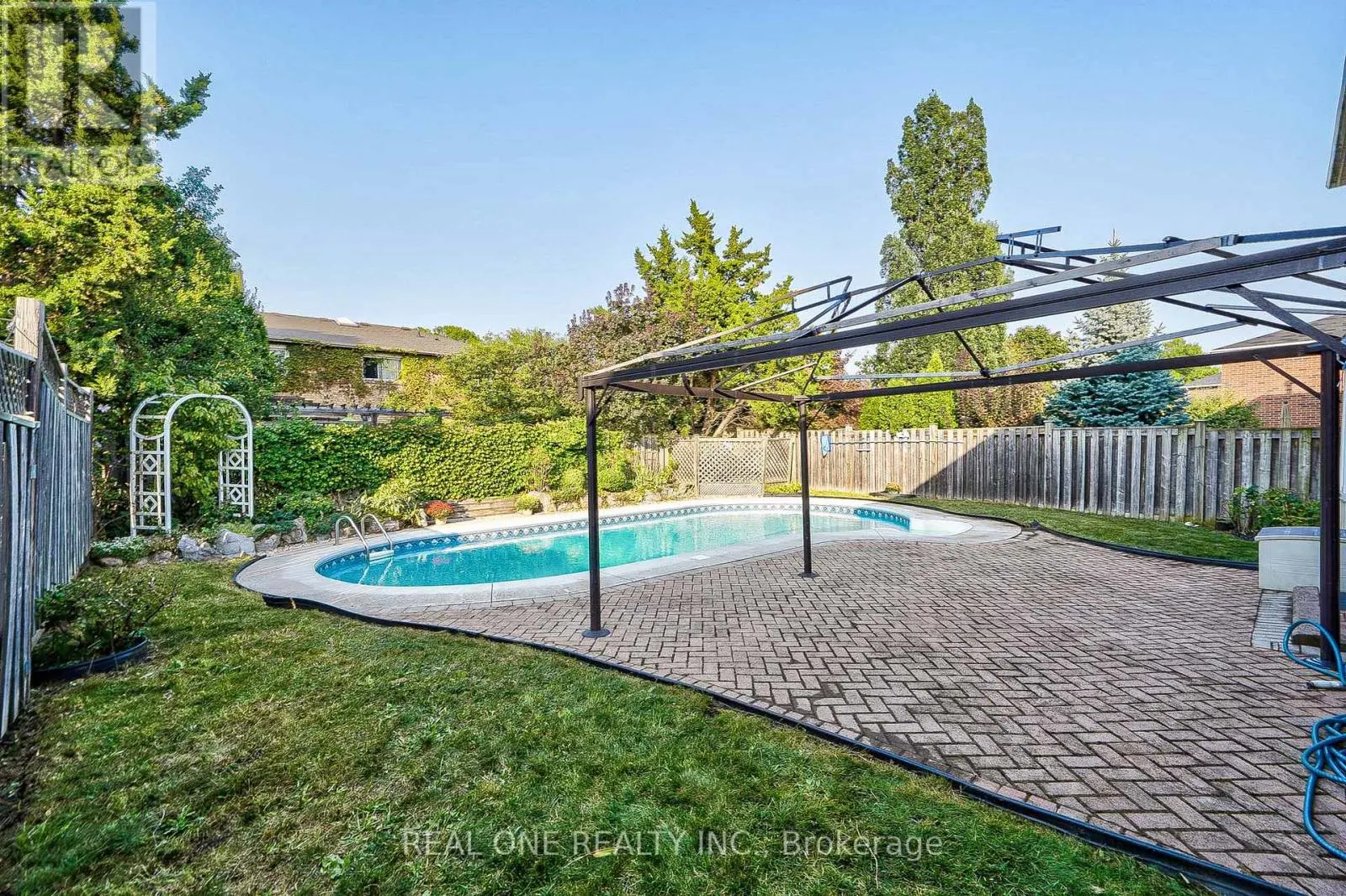 1321 MONKS PASSAGE