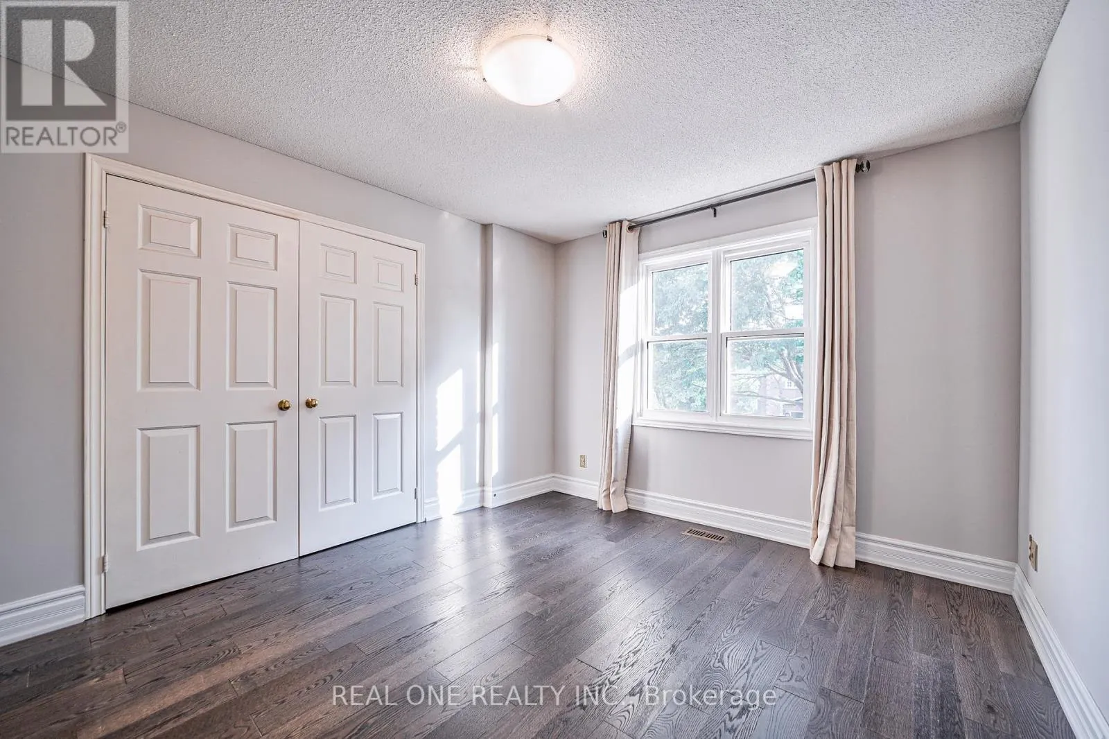 1321 MONKS PASSAGE
