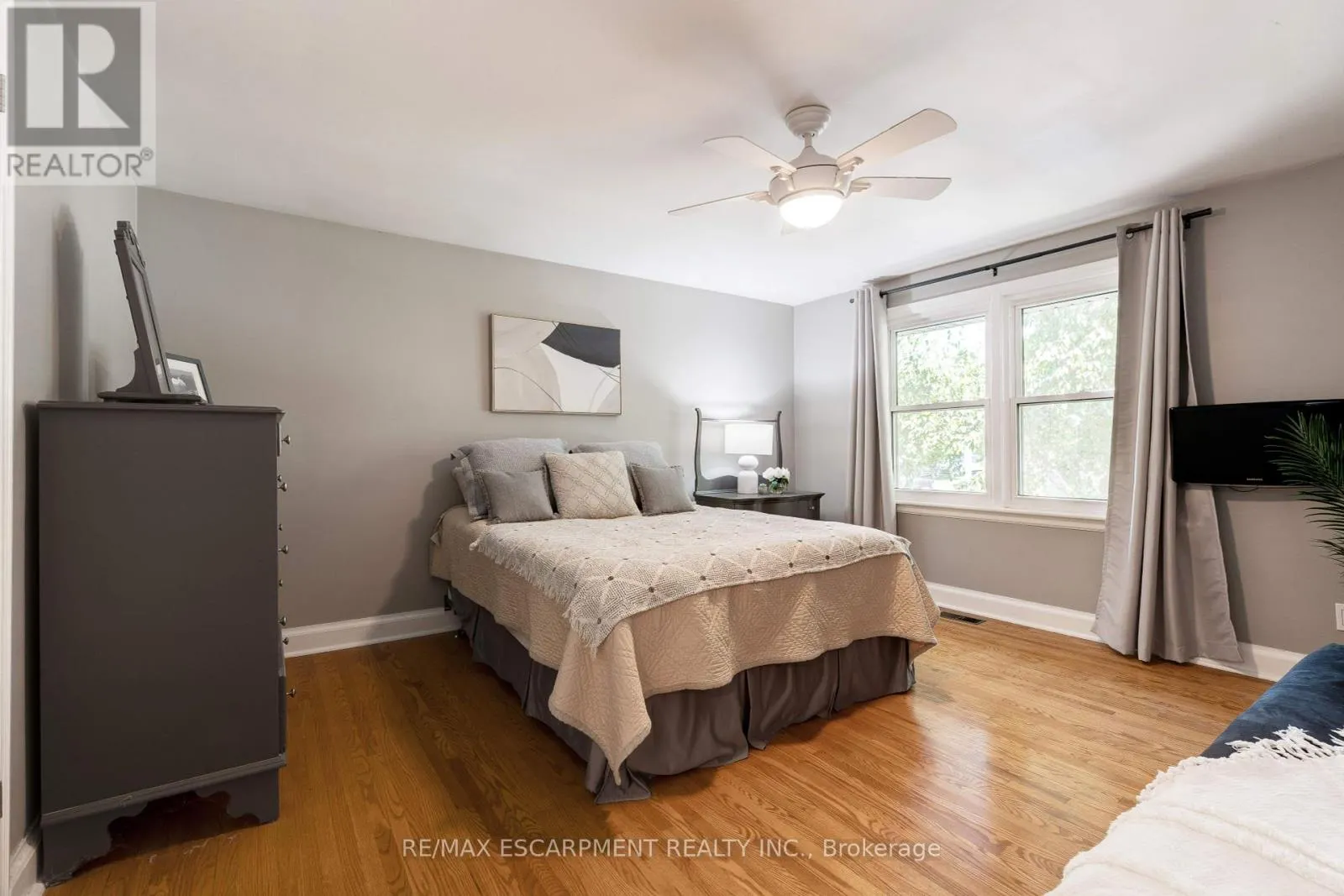 2118 AGINCOURT CRESCENT