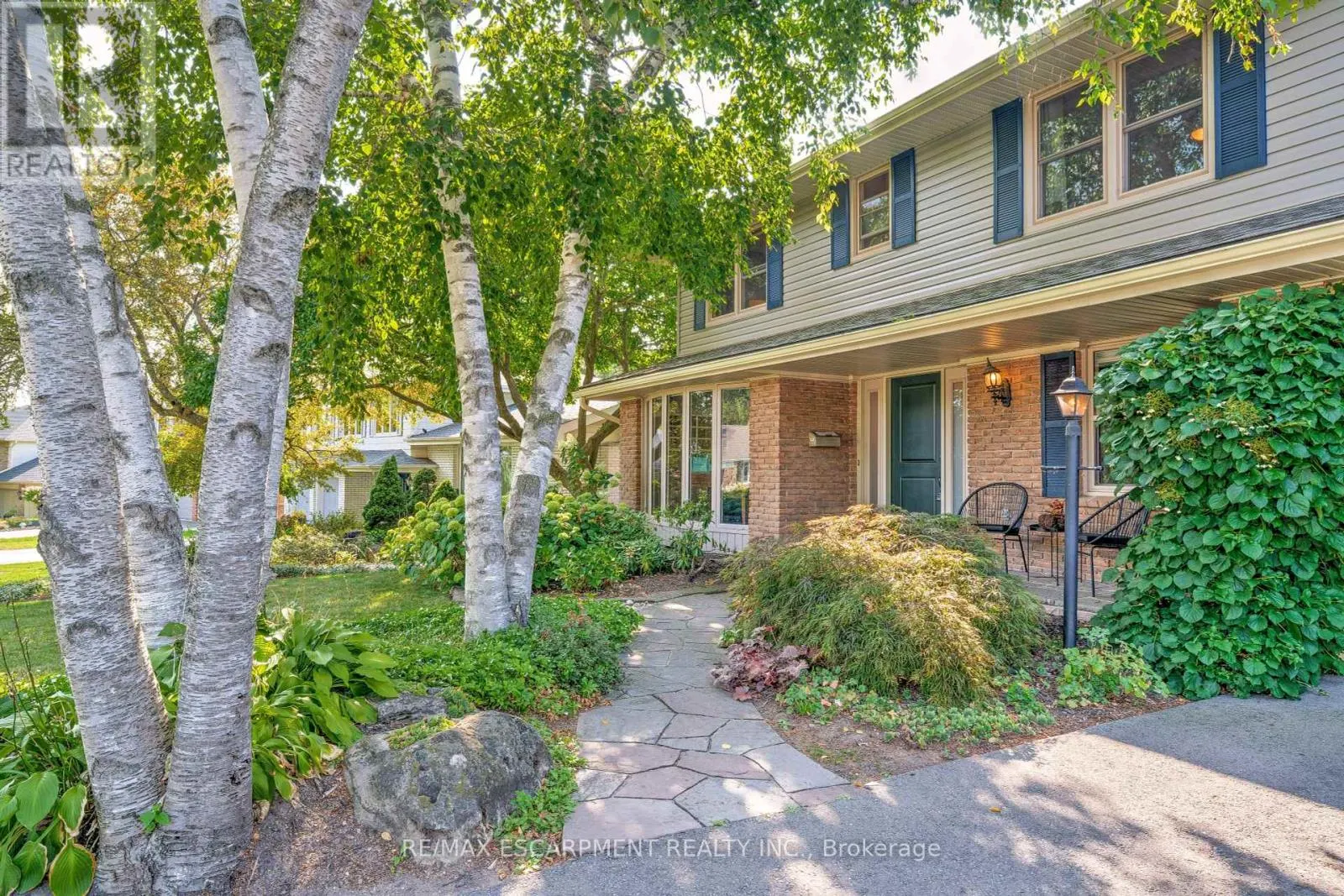 2118 AGINCOURT CRESCENT