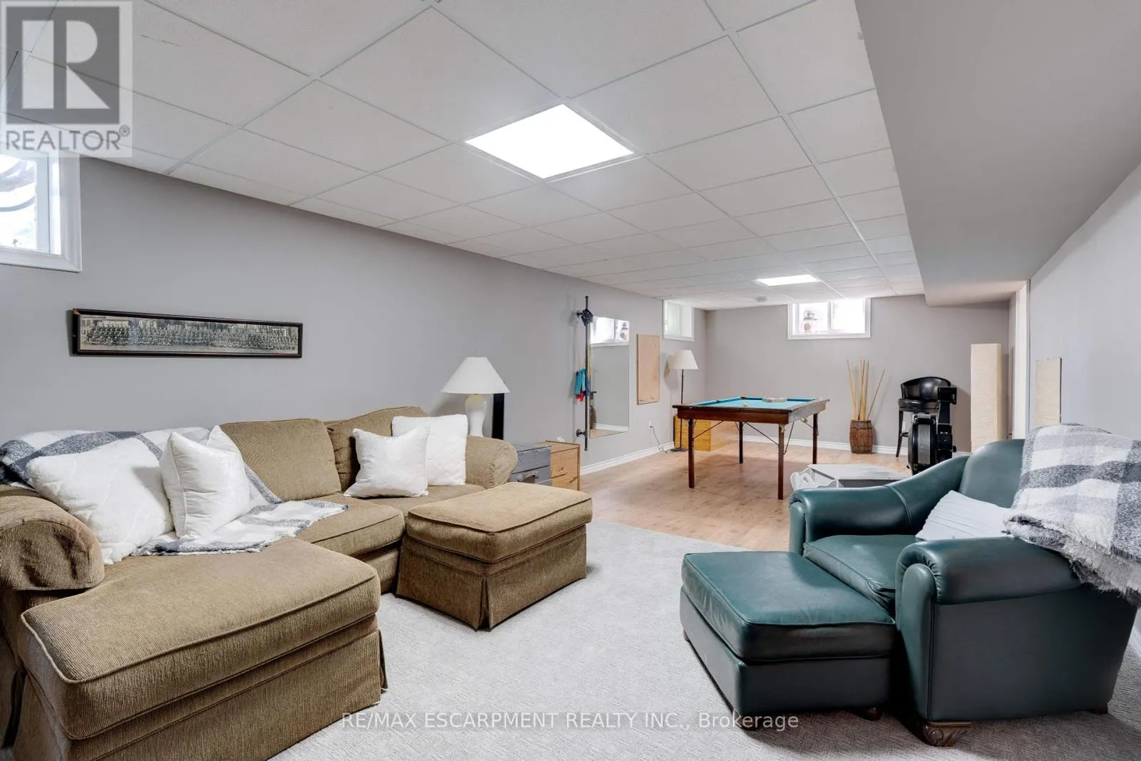 2118 AGINCOURT CRESCENT