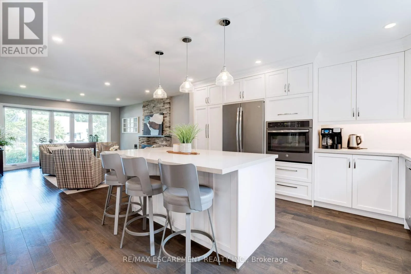 2118 AGINCOURT CRESCENT