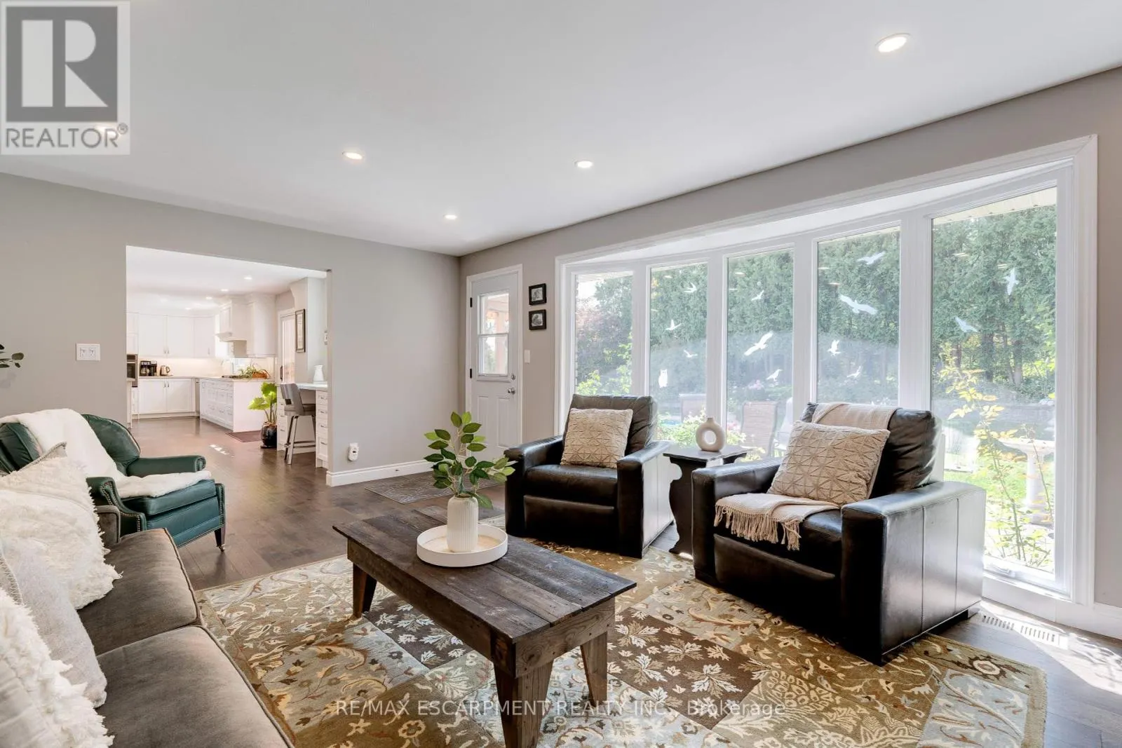 2118 AGINCOURT CRESCENT